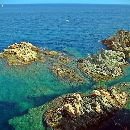 Lets Holidays Mediterranean Apartment 3 Minutes To The Beach 3 Тоса де Мар Екстериор снимка